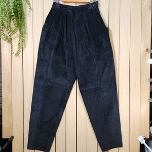 Danier Womens Pants Leather Navy Size 2 Vintage